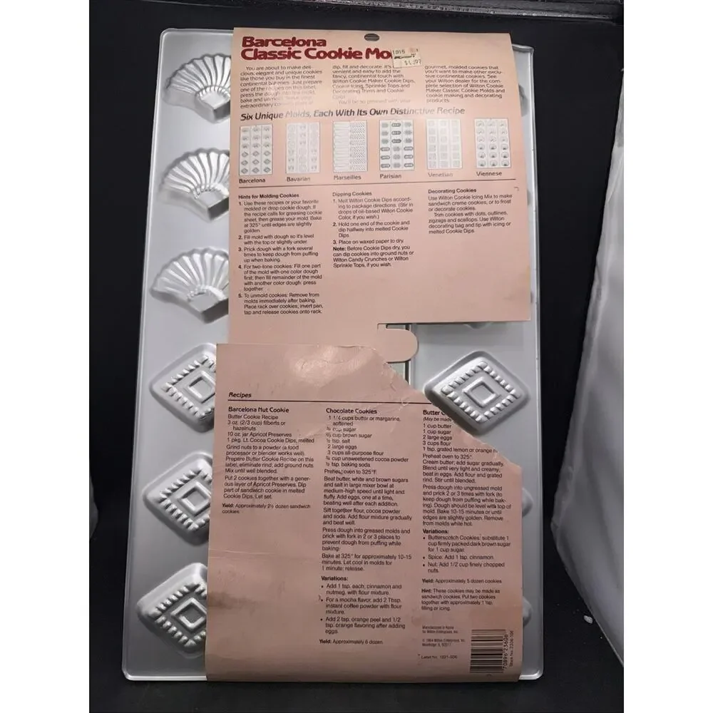 Wilton Barcelona Classic Aluminum Cookie Mold – 1984 - #2306-106